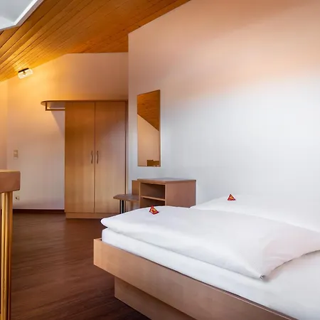 מלון Acora Zentrum Living The 3*