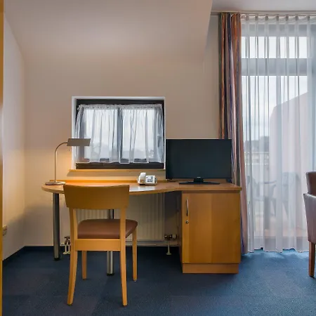 Acora Zentrum Living The 3* קרלסרוהה